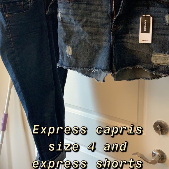 Clothes - Picture 9 of 11